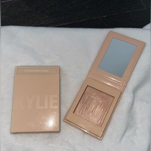 Kylie cosmetics pressed illuminating powder in cotton candy cream